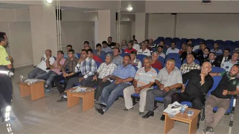 Okul servis şoförlerine seminer verildi