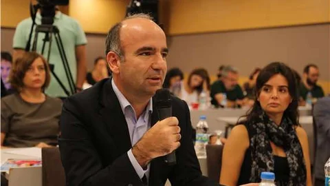 Abdülhamit Bilici Artan baskılar hepimize gerçek demokratlığı öğretecek