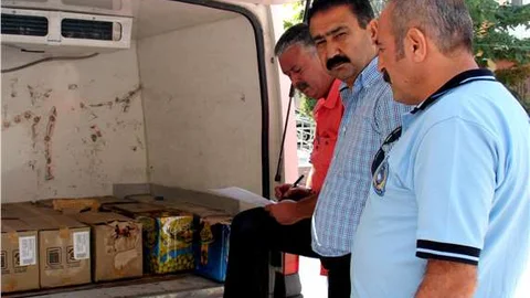 Çankaya’da bozuk gıda operasyonu