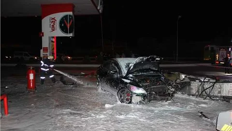 Trafik kazasında faciadan dönüldü