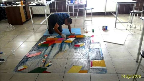 Simav Özel Bahar Koleji öğretmeninden üç boyutlu resim çalışması