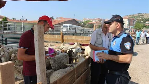 Polis, bayramda hırsızlık ve dolandırıcılık olaylarına karşı vatandaşları uyardı
