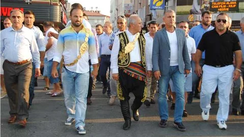 Pehlivanlar, Manavgat'ta kortej yürüyüşüyle terörü kınadı