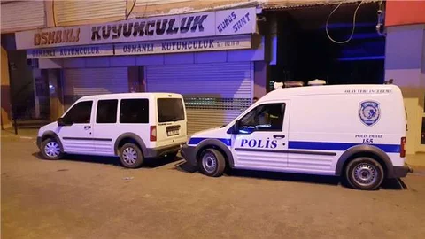 Tünel kazarak kuyumcu soymayı planlayan zanlılar suçüstü yakalandı