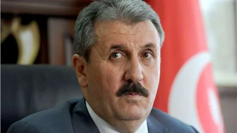 Destici’den polisin okul basmasına tepki Utanç verici görüntüler