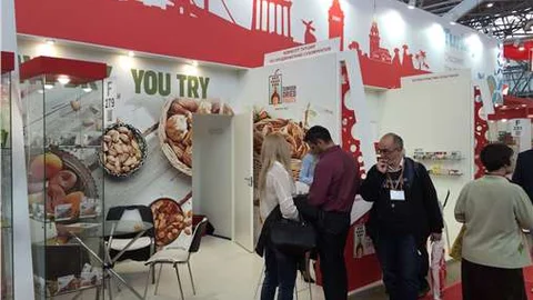 Kuru Meyve Tanıtım Grubu’ndan Rusya atağı