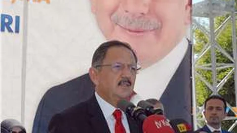 AK Partili Özhaseki Muhtıraların karşısında duran biz olduk