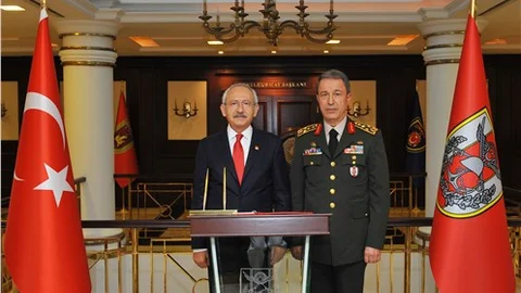 Kılıçdaroğlu, Genelkurmay Başkanı Akar'ı ziyaret etti