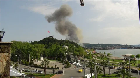 Erdemir'de patlama 1 işçi hafif yaralandı