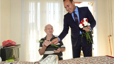 Büyükşehir, yaşlılar için gündüz bakımevi kuruyor