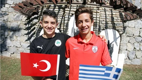 Kalimerhaba Cup'ta buluşan sporcular dostluğa bayrak açtılar