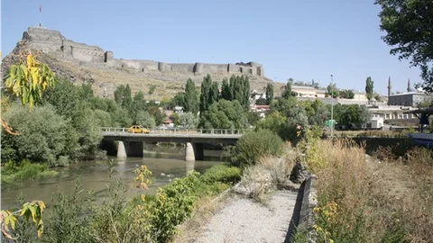 Erdoğan'ın 'Çılgın Projesi' rafa kaldırıldı