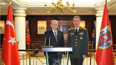 Devlet Bahçeli, Genelkurmay karargahında
