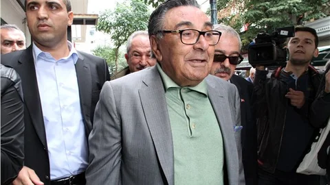 Aydın Doğan Hükümet yanlısı olmak zorunda değilim!