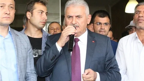 Binali Yıldırım MHP sorumsuz, CHP bir alem