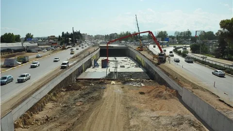 Türkiye'nin en pahalı tramvayı Antalya'ya yapılıyor