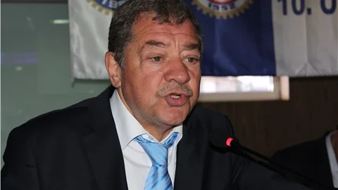 Türk-İş 4. Bölge Temsilcisi Edip Gülnar Kısır çekişmeleri bırakın