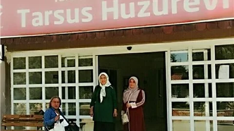 Tarsus’ta Yaşlılara ziyaret