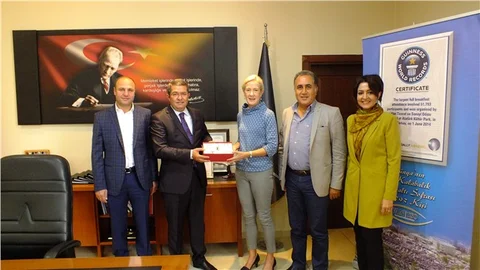 ABD Konsolosu Specht Doğudakı kaynakların ve potansiyellerin tanıtılması gerek