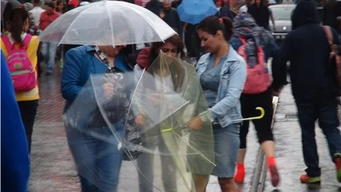 İstanbul'da beklenen yağış başladı