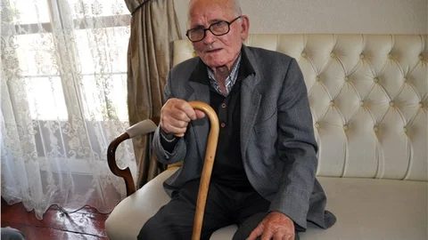 88’lik dedenin sosyal medya ile imtihanı