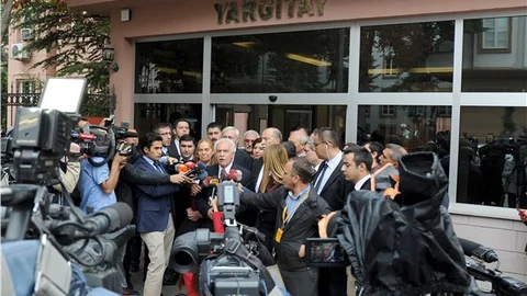 Doğu Perinçek Burada örgüt yok, suç yok, tertip var