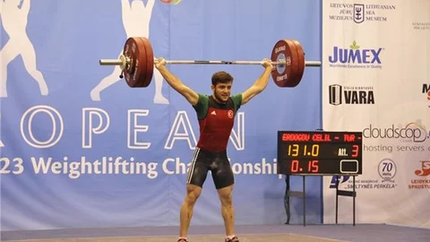 Halterciler, Litvanya'da 3 altın, 1 gümüş ve 2 bronz madalya daha kazandı