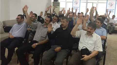 Pak Eğitim İş Samsun şubesi başkanlığına Aydın Kurt seçildi