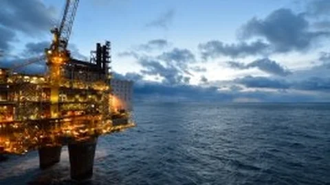 Azerbaycan petrolü yükselişde