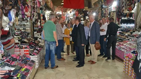 Tuncay Özkan, Kelime-i Tevhid getirdi, AK Partili kadın seçmenden oy sözü aldı