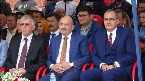 Bakan Müezzinoğlu Lafla milliyetçilik olmaz