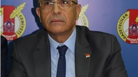 'Operatörler, dijital platformlar, kendilerini hakim, savcı yerine koyuyor'