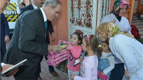 Kavaklı caddesi sakinlerinden dayanışma örneği