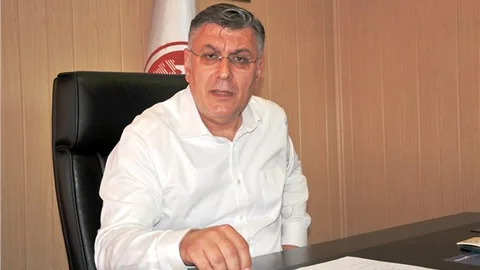 'AKP, taraftarı olmayan her kesimi baskı ve sindirmeye tabi tutuyor'