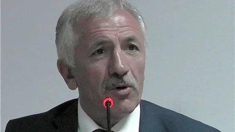 Vedat Bayram'dan basına sansüre tepki