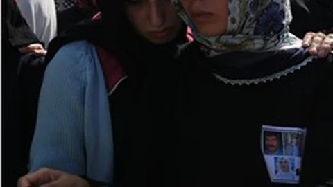 Patlamada hayatını kaybedenlerden 5'i aynı camiden uğurlandı