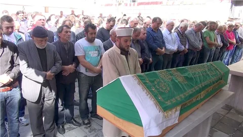 Gazeteci Asım Elkoca son yolculuğuna uğurlandı