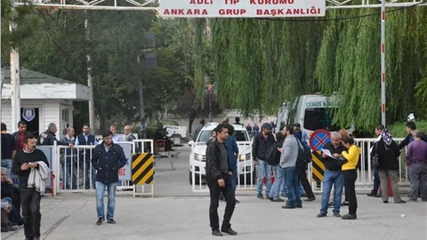 Adli Tıp'ta ölenlerin kimlik tespitleri hala devam ediyor