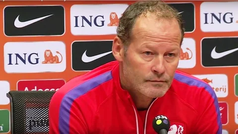 Danny Blind Hollanda olarak hala gruptan çıkma şansımız bulunuyor