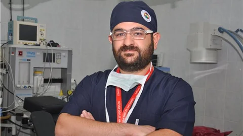 Bir günde kalbi parçalanan 3 kişiyi hayata döndürdü