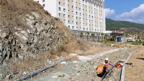 MKÜ Kız Yurdu için içme suyu hattı döşendi