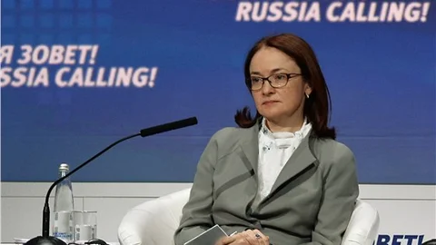 Rusya Merkez Bankası Başkanı Rublede dalgalı kur içmemiz gereken acı bir ilaçtı