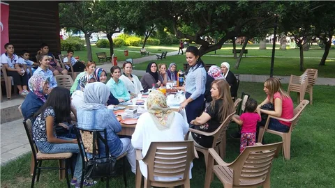 Büyükşehir ve AKDAM, mağdur kadınları korumak için işbirliği yapıyor