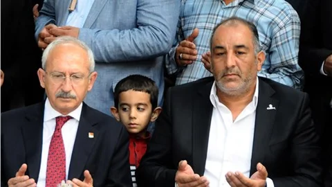 Kılıçdaroğlu'nun taziyede bulunduğu anne Dünyada sevgi için yaşamıyor muyuz?