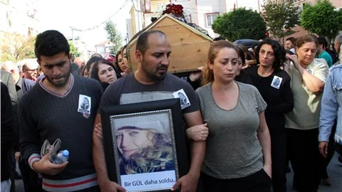 Cinayete kurban giden üniversiteli Dilay Gül, son yolcuğuna uğurlandı