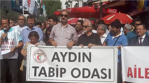 Cumhurbaşkanı’na hakaret suçundan memurluktan men edildi