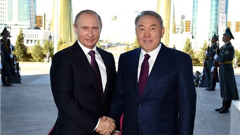 Nazarbayev Teröre karşı İslam forumu düzenleyelim