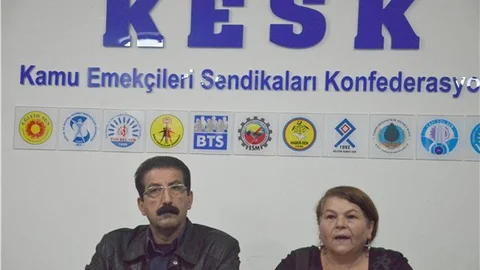 KESK Başkanı Özgen Bizzat Davutoğlu’nun kendisi istifa etmeli