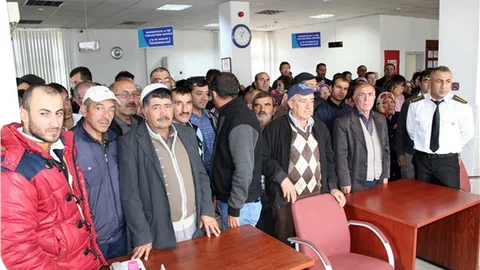 Bin 500 kişilik geçici iş için 14 bin başvuru