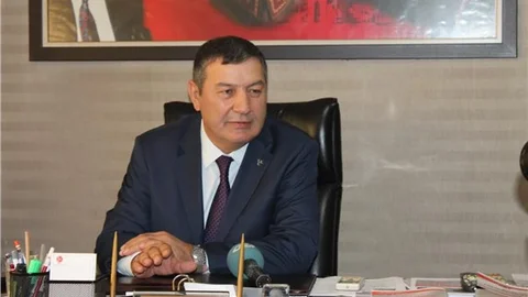 MHP İl Başkanı, AK Parti İl Başkanı'nı tweet'lerle eleştirdi